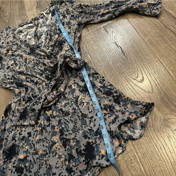 FREE PEOPLE Romper ALL THE RIGHT RUFFLES BLUE Floral Size Small Boho Festival - Picture 13 of 15